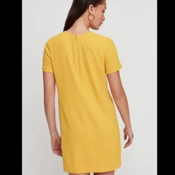 Aritzia Babaton Patricio Japanese Matte Crepe Mini Short Sleeve A-line Dress 6. - Picture 3 of 13